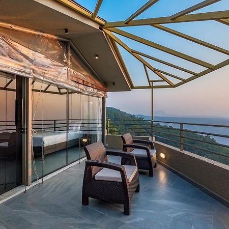 Saffronstays Heavone Trio, Лонавала Экстерьер фото